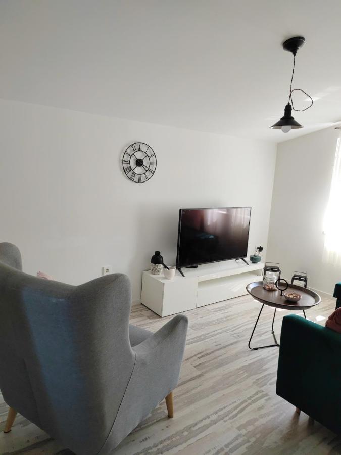 Apartman Jelena Podstrana Exterior foto