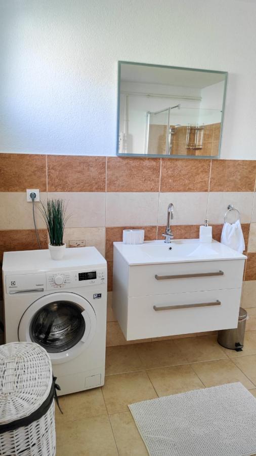 Apartman Jelena Podstrana Exterior foto