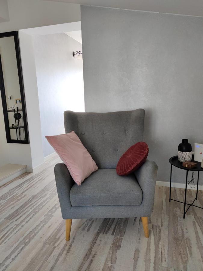 Apartman Jelena Podstrana Exterior foto