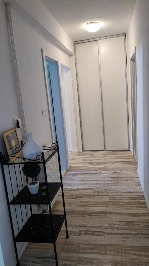 Apartman Jelena Podstrana Exterior foto